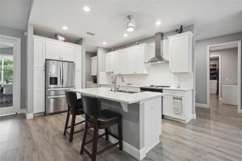 House in Winter Garden, Florida 4 bedrooms, 235.51 sq.m. № 1341805 - photo 10