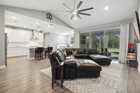 House in Winter Garden, Florida 4 bedrooms, 235.51 sq.m. № 1341805 - photo 7