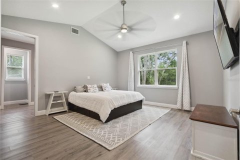 House in Winter Garden, Florida 4 bedrooms, 235.51 sq.m. № 1341805 - photo 24