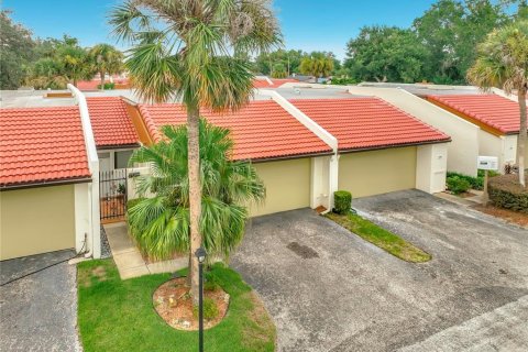 Condo in Winter Park, Florida, 2 bedrooms  № 2381283 - photo 2
