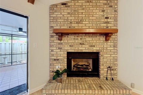 Condo in Winter Park, Florida, 2 bedrooms  № 2381283 - photo 17