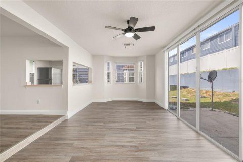 Touwnhouse à louer à Davenport, Floride: 3 chambres, 165.74 m2 № 2108540 - photo 14