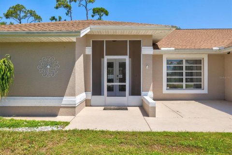 Casa en venta en Port Charlotte, Florida, 3 dormitorios, 191.94 m2 № 1918621 - foto 8