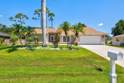 Casa en venta en Port Charlotte, Florida, 3 dormitorios, 191.94 m2 № 1918621 - foto 3