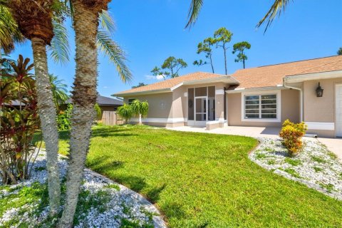 Casa en venta en Port Charlotte, Florida, 3 dormitorios, 191.94 m2 № 1918621 - foto 7