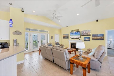 Villa ou maison à vendre à Placida, Floride: 4 chambres, 166.48 m2 № 1854647 - photo 6