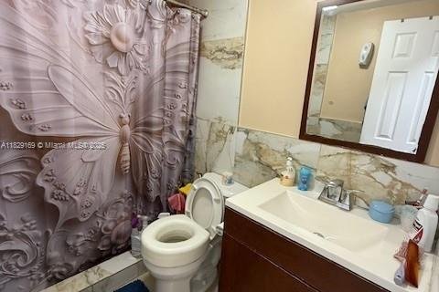 Condominio en venta en Miami Gardens, Florida, 1 dormitorio, 53.79 m2 № 1816320 - foto 12