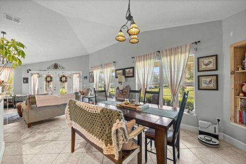 House in Morriston, Florida 3 bedrooms, 223.8 sq.m. № 2258390 - photo 18