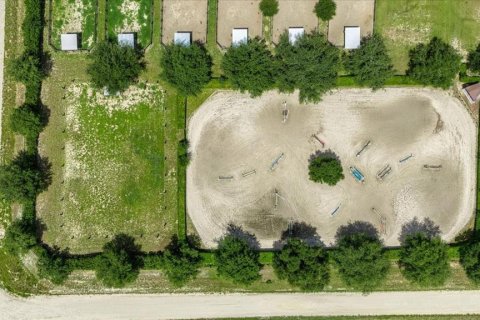 House in Morriston, Florida 3 bedrooms, 223.8 sq.m. № 2258390 - photo 7
