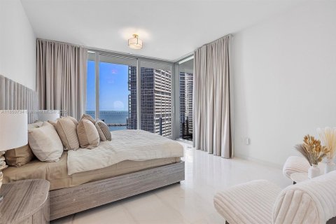 Copropriété à louer à Miami, Floride: 4 chambres, 328.5 m2 № 1855177 - photo 12