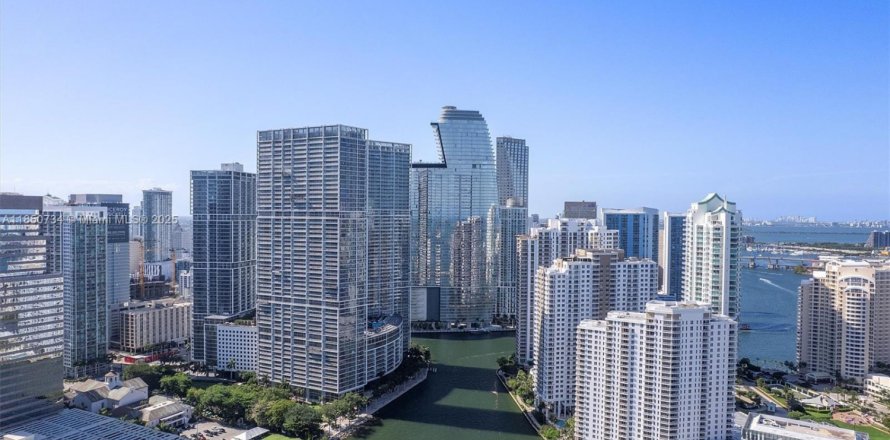 Condo à Miami, Floride, 4 chambres № 1855177