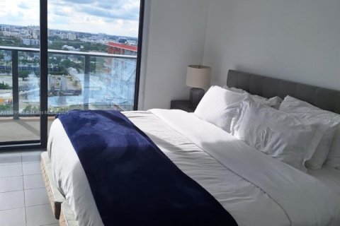 Снять в аренду квартиру в Майами, Флорида 1 спальня, 78.97м2, № 1896813 - фото 6