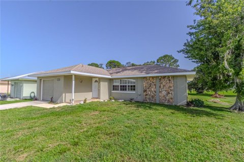 Villa ou maison à vendre à Sebring, Floride: 2 chambres, 112.6 m2 № 2226320 - photo 2