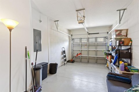 Купить виллу или дом в Юстис, Флорида 8 комнат, 111.58м2, № 2113577 - фото 16