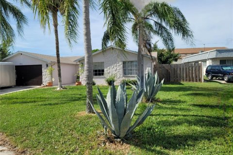 Villa ou maison à vendre à Port Richey, Floride: 3 chambres, 145.11 m2 № 2155522 - photo 13