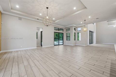 Villa ou maison à vendre à Southwest Ranches, Floride: 7 chambres, 733.46 m2 № 1977488 - photo 25