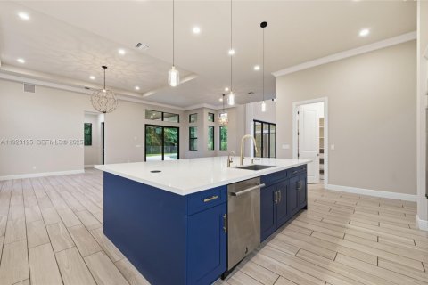 Villa ou maison à vendre à Southwest Ranches, Floride: 7 chambres, 733.46 m2 № 1977488 - photo 22