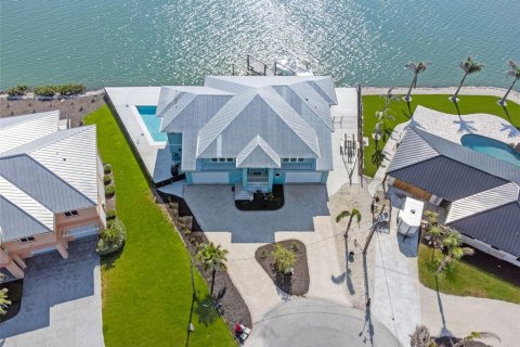 House in Englewood, Florida 4 bedrooms, 254.27 sq.m. № 1680025 - photo 17