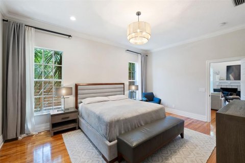 Villa ou maison à vendre à Tampa, Floride: 3 chambres, 312.34 m2 № 2148157 - photo 9