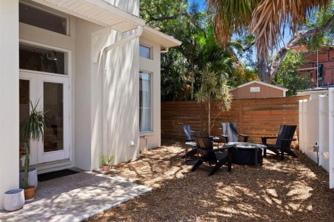 Villa ou maison à vendre à Tampa, Floride: 3 chambres, 312.34 m2 № 2148157 - photo 27