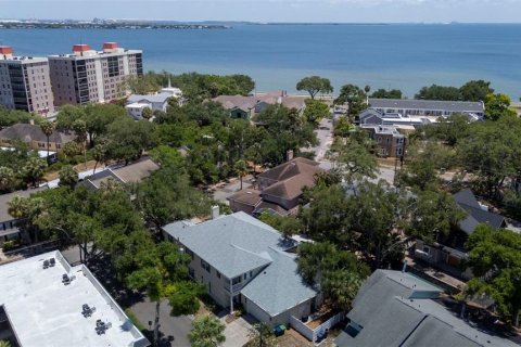 Villa ou maison à vendre à Tampa, Floride: 3 chambres, 312.34 m2 № 2148157 - photo 30