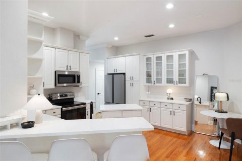 Villa ou maison à vendre à Tampa, Floride: 3 chambres, 312.34 m2 № 2148157 - photo 7