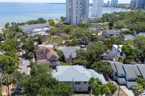 Villa ou maison à vendre à Tampa, Floride: 3 chambres, 312.34 m2 № 2148157 - photo 29