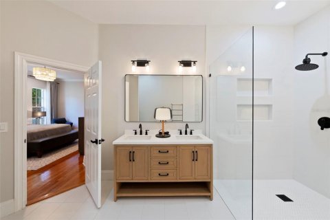 Villa ou maison à vendre à Tampa, Floride: 3 chambres, 312.34 m2 № 2148157 - photo 12