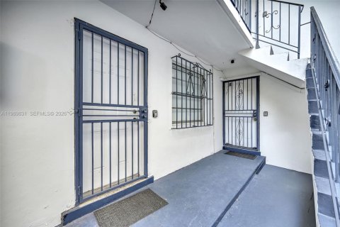 Купить коммерческую недвижимость в Майами, Флорида № 2052085 - фото 19