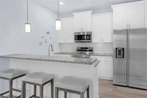House in Palmetto, Florida 2 bedrooms, 115.94 sq.m. № 1690791 - photo 6