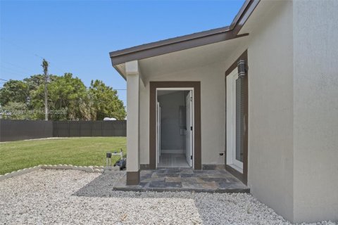 Villa ou maison à vendre à Miami Gardens, Floride: 3 chambres, 80.27 m2 № 2264511 - photo 17