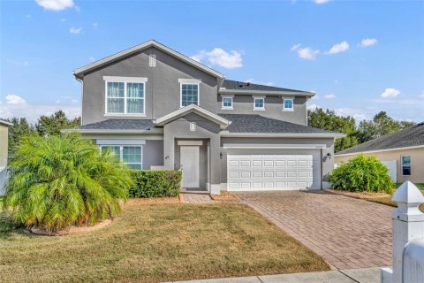 House in Clermont, Florida 5 bedrooms, 264.68 sq.m. № 2094330