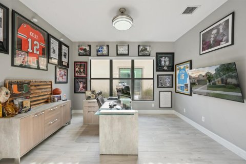 House in Parkland, Florida 3 bedrooms, 237.83 sq.m. № 1941299 - photo 7