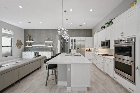 House in Parkland, Florida 3 bedrooms, 237.83 sq.m. № 1941299 - photo 20