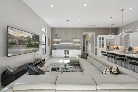 House in Parkland, Florida 3 bedrooms, 237.83 sq.m. № 1941299 - photo 17