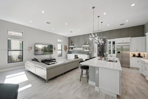 House in Parkland, Florida 3 bedrooms, 237.83 sq.m. № 1941299 - photo 23