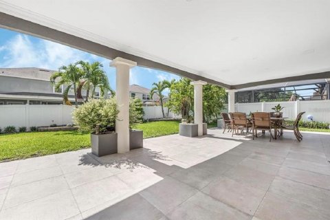 House in Orlando, Florida 4 bedrooms, 258.45 sq.m. № 2222967 - photo 30