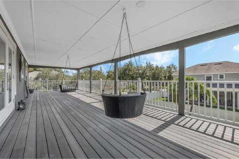 House in Orlando, Florida 4 bedrooms, 258.45 sq.m. № 2222967 - photo 17
