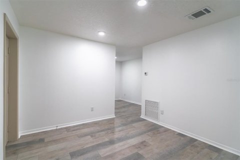 House in DeLand, Florida 2 bedrooms, 78.04 sq.m. № 2231388 - photo 10