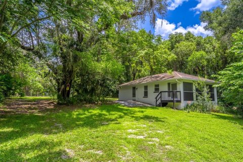 House in DeLand, Florida 2 bedrooms, 78.04 sq.m. № 2231388 - photo 3