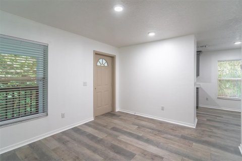 House in DeLand, Florida 2 bedrooms, 78.04 sq.m. № 2231388 - photo 9