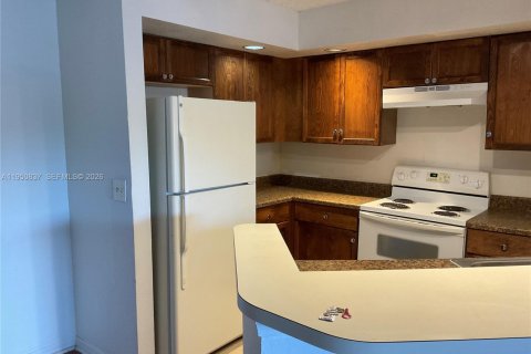 Купить кондоминиум в Маргит, Флорида 1 спальня, 66.15м2, № 2007040 - фото 20