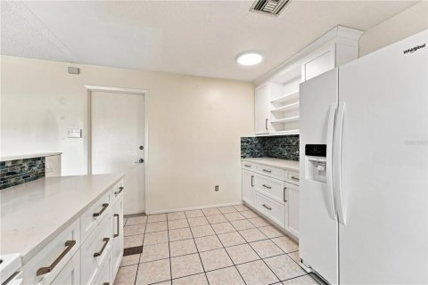 Casa en venta en Longwood, Florida, 4 dormitorios, 137.31 m2 № 2387749 - foto 13