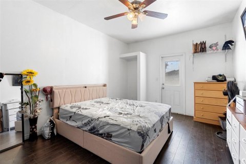 Casa en venta en Orange City, Florida, 5 dormitorios, 148.27 m2 № 1849928 - foto 19
