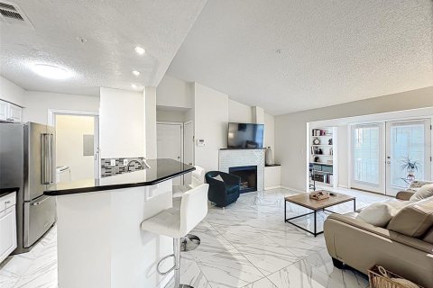 Condo in Altamonte Springs, Florida, 2 bedrooms  № 1651036 - photo 19