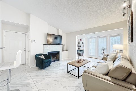 Condo in Altamonte Springs, Florida, 2 bedrooms  № 1651036 - photo 2