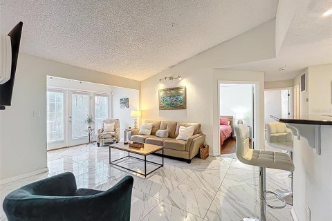 Condo in Altamonte Springs, Florida, 2 bedrooms  № 1651036 - photo 14