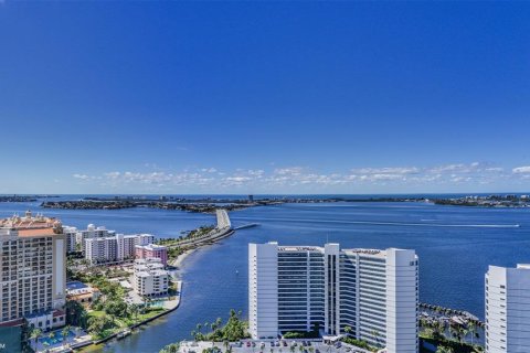 Condominio en venta en Sarasota, Florida, 3 dormitorios, 405.05 m2 № 1666896 - foto 4