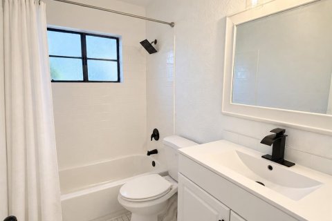 Appartement à louer à Orlando, Floride: 2 chambres, 98.1 m2 № 2411437 - photo 19