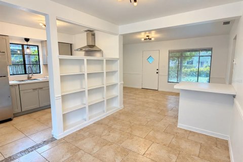 Appartement à louer à Orlando, Floride: 2 chambres, 98.1 m2 № 2411437 - photo 13